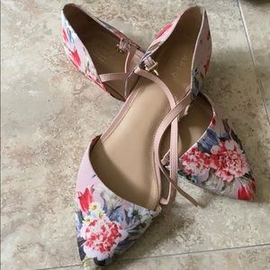 Apt. 9 Women’s Strappy Floral Flats Size 10